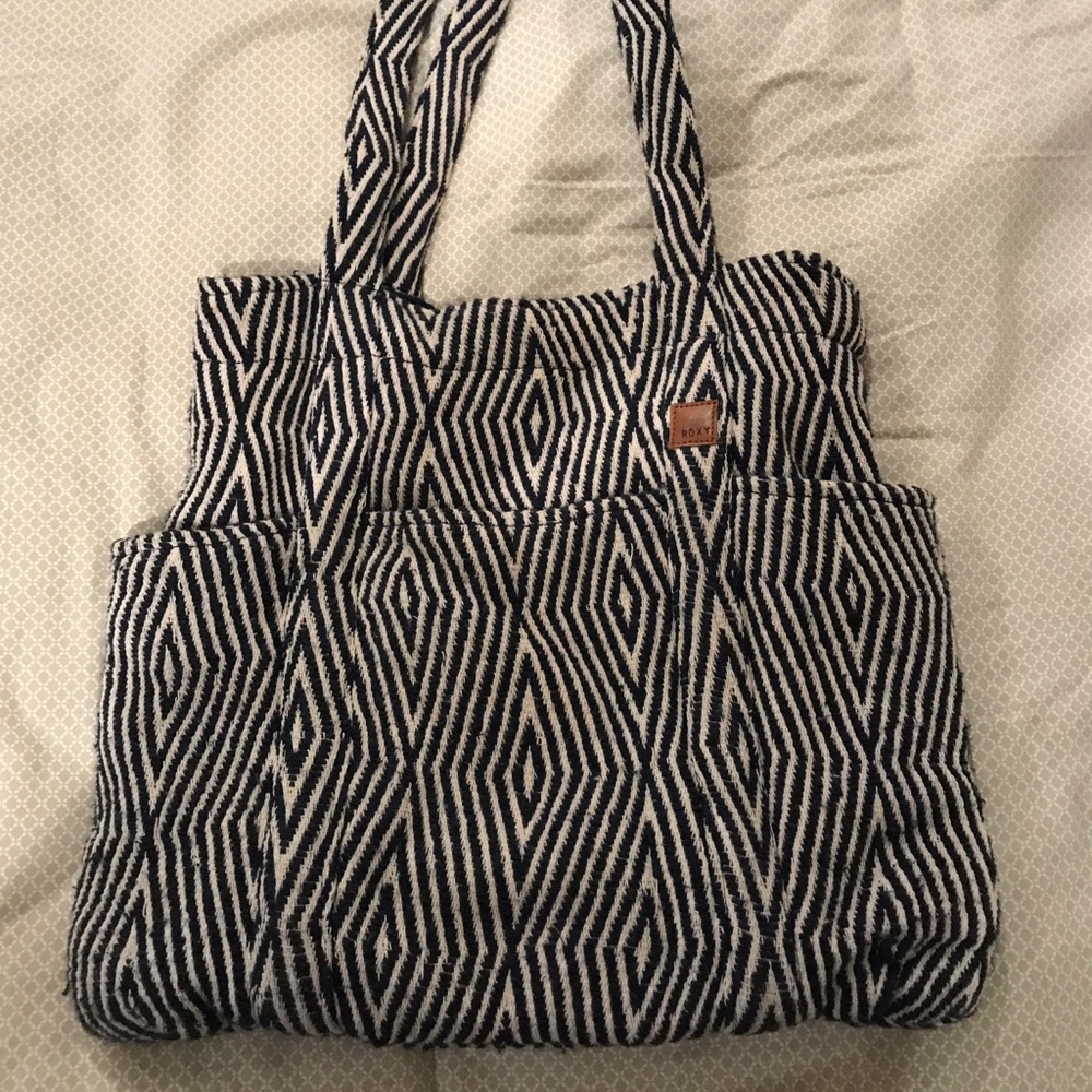 ROXY TOTE BAG